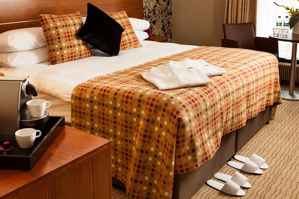Mercure Burton Upon Trent, Newton Park Bagian luar foto